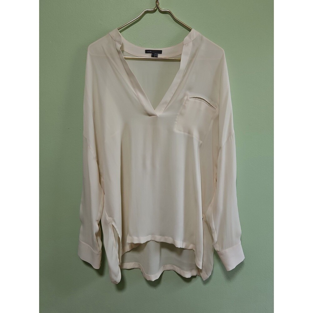 Vince Ivory V-Neck  Blouse Women’s Size M 100% Silk Minimalist Quiet Luxury